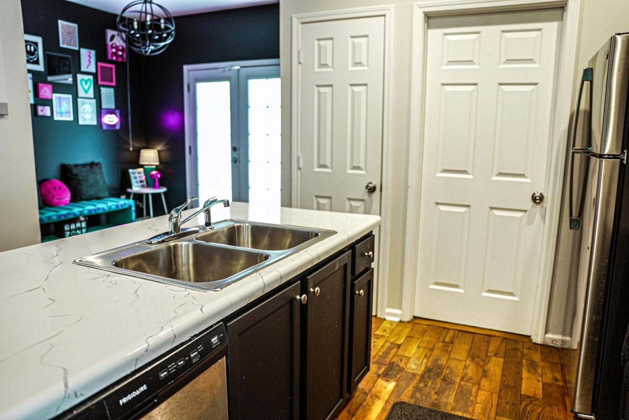Stylish Cozi Abode Of Atlantaヴィラ エクステリア 写真